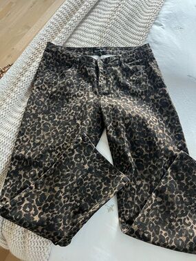 Ashley Mason Men's Leopard Print Chinos in Brown and Black